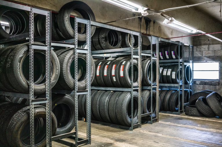 new-used-tires-img